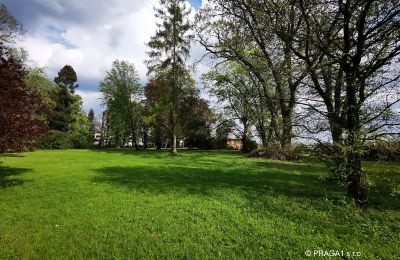 Zámok na predaj Hlavní město Praha, Zámocký park