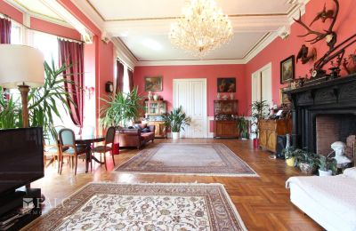 Zámok na predaj Fays, Wallonie, Salon im EG