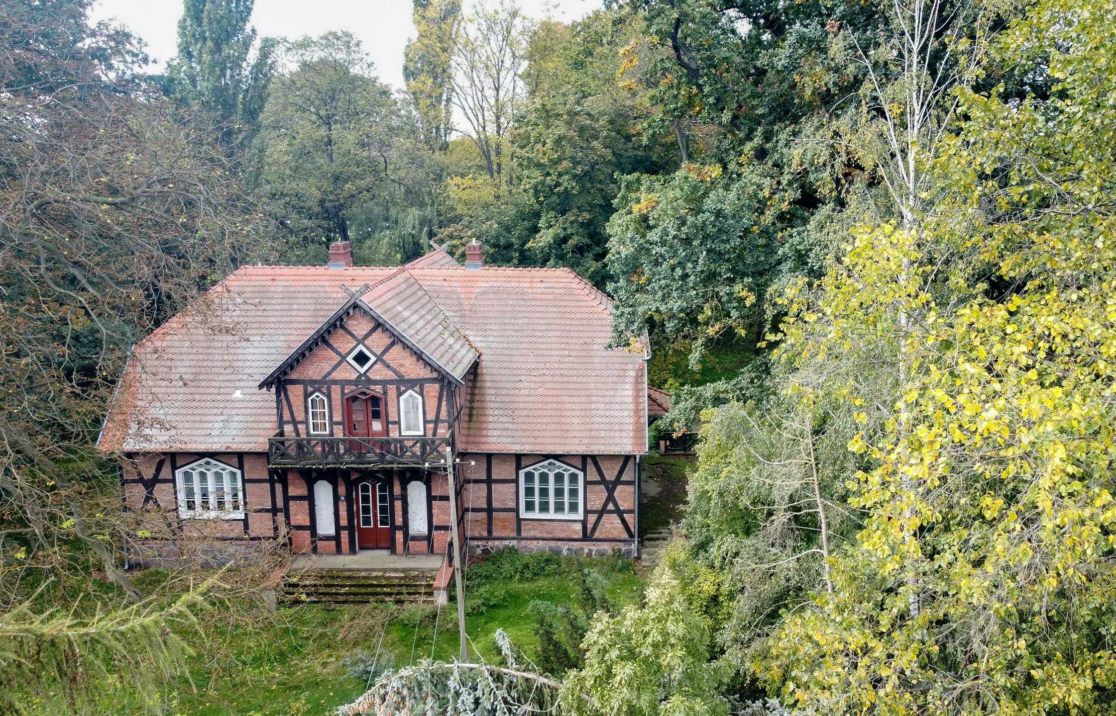 Fotky Kleines Fachwerk-Gutshaus bei Leszno