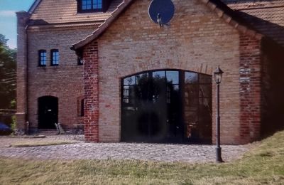 Kaštieľ na predaj Mecklenburg-Vorpommern, Rückansicht (Gutshaus / Herrenhaus Deutschland)