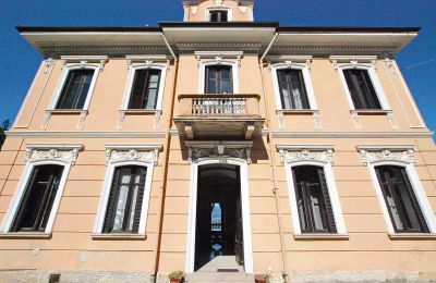 Historická vila na predaj 28838 Stresa, Piemont, Pohľad z prednej strany