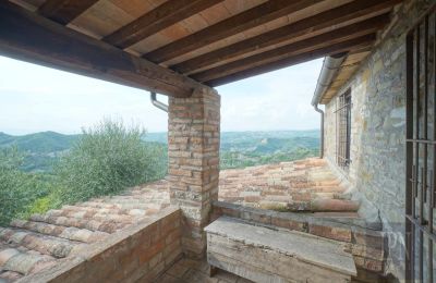Vidiecky dom na predaj 06026 Pietralunga, Umbria, Terasa