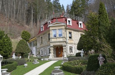 Historická vila na predaj 72574 Bad Urach, Baden-Württemberg, Pohľad z prednej strany