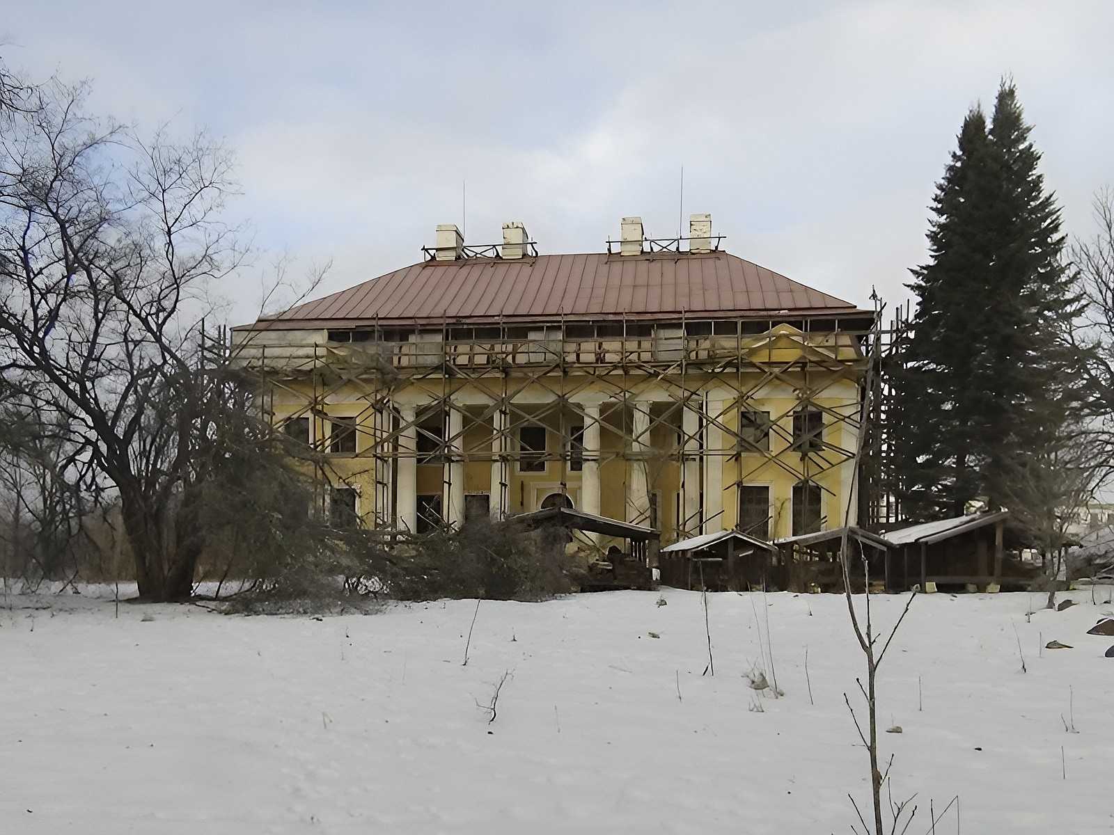 Fotky Bukas - Kaštieľ vo Vidzeme, Lotyšsko