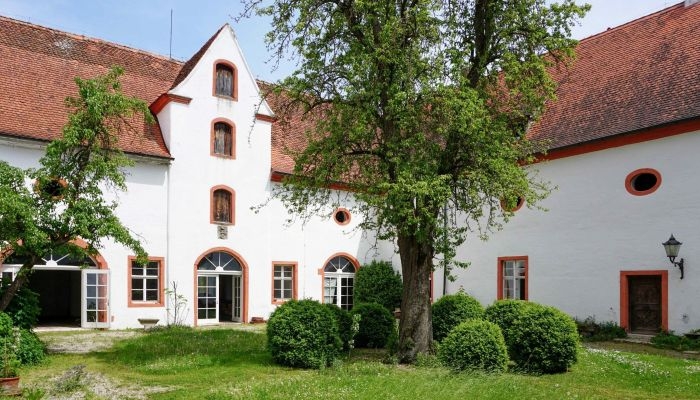 Zámok na predaj 91792 Ellingen, Bayern,  Nemecko