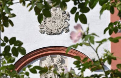 Historické nehnuteľnosti, Zámok v Bavorsku pri Brombachsee - moderné vykurovanie