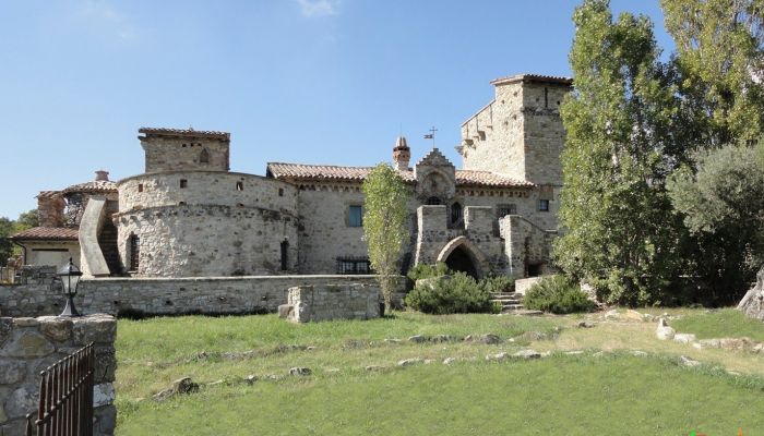 Hrad na predaj 06059 Todi, Umbria,  Taliansko