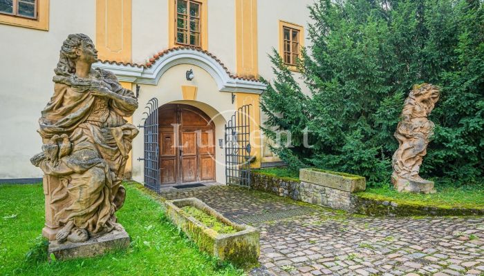 Hrad na predaj Třebotov, Středočeský kraj,  Česká republika