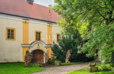 Hrad na predaj Třebotov, Třebotov tvrz, Středočeský kraj:  