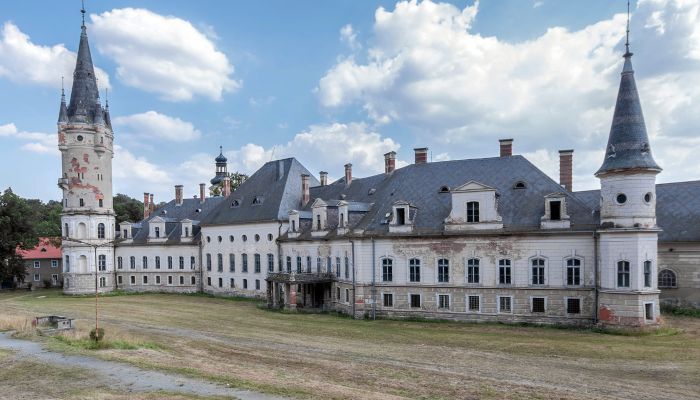 Zámok na predaj Bożków, województwo dolnośląskie,  Poľsko