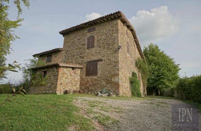 Vidiecky dom na predaj 06019 Calzolaro, Umbrie, Exteriérový pohľad