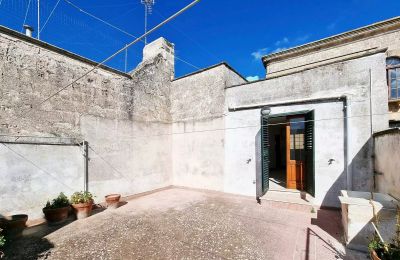 Mestský dom na predaj Oria, Piazza San Giustino de Jacobis, Puglia:  Strešná terasa