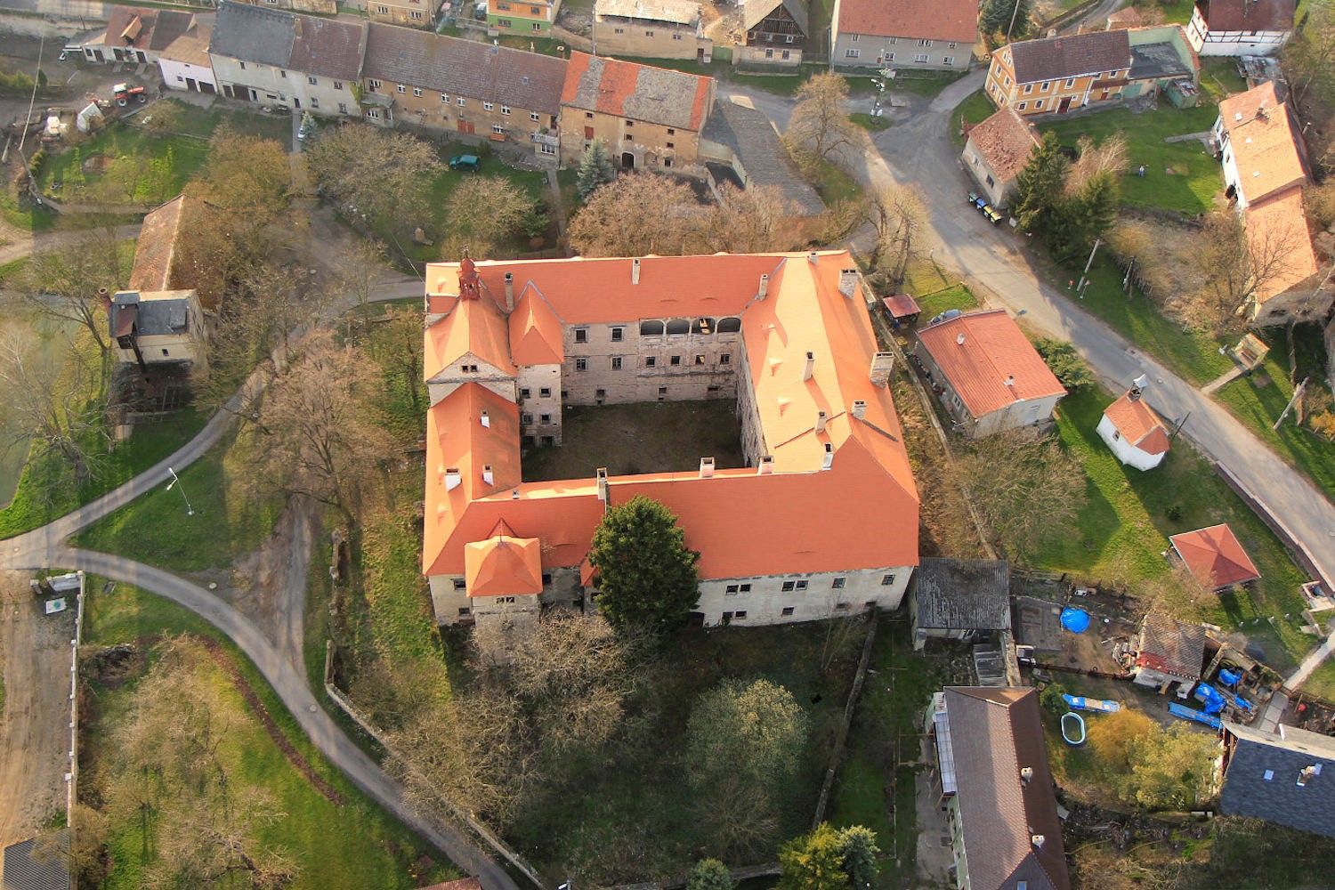 Fotky Renesančný zámok pri Prahe