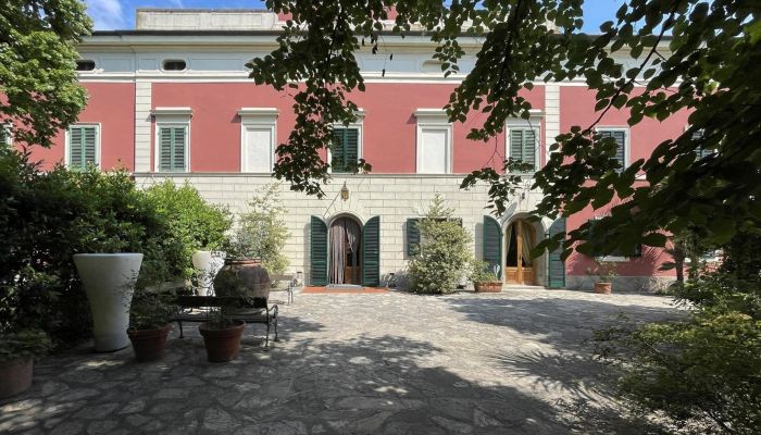 Historická vila na predaj Lavaiano, Toscana,  Taliansko