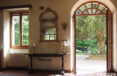 Historická vila na predaj Piemont, Vchod