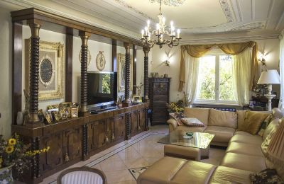 Historická vila na predaj 28838 Stresa, Piemont:  Obývacia izba