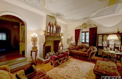 Historická vila na predaj Pisa, Toscana:  Obývacia izba