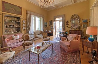 Historická vila na predaj Verbania, Piemont:  Obývacia izba