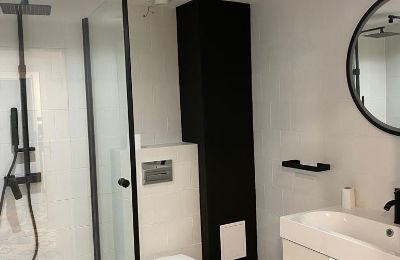 Apartmán v historickej budove na predaj Lubiechowo, Pałac w Lubiechowie, województwo zachodniopomorskie, Łazienka 