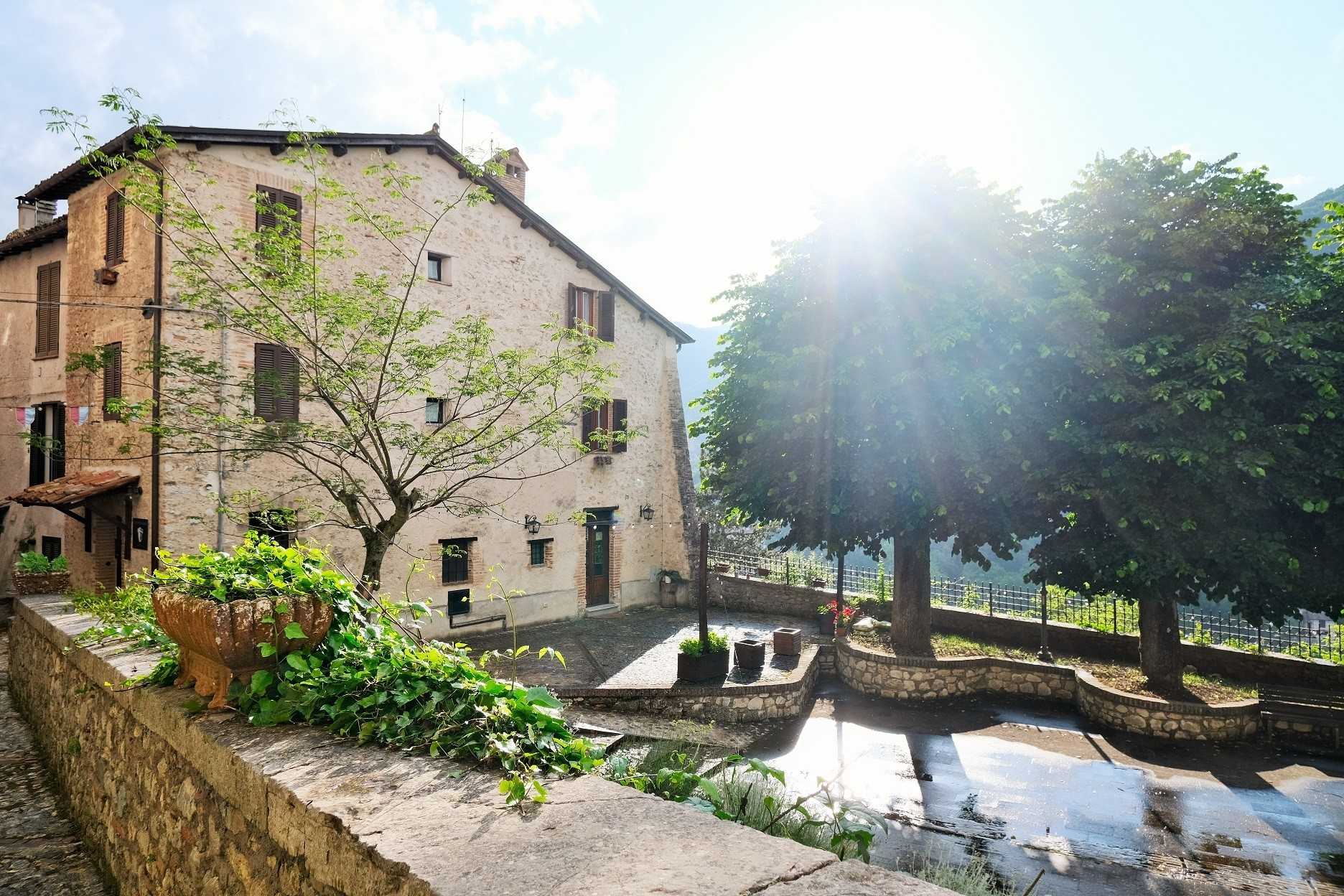 Fotky Starožitný mestský dom v provincii Rieti