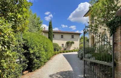 Historická vila na predaj Marti, Toscana:  Prístup
