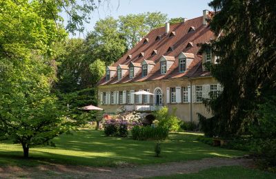 Zámok na predaj Baden-Württemberg:  Parkseite