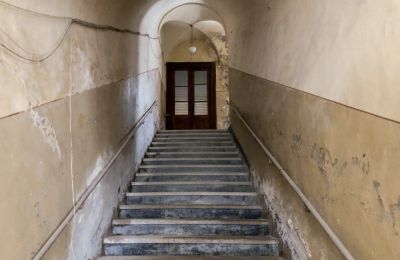 Mestská palác na predaj Piobbico, Garibaldi  95, Marche, Schodisko