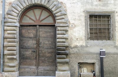 Mestská palác na predaj Piobbico, Garibaldi  95, Marche, Vchod
