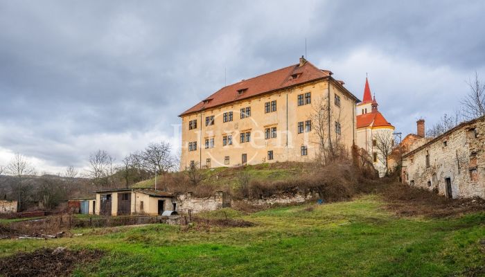 Zámok na predaj Žitenice, Ústecký kraj,  Česká republika