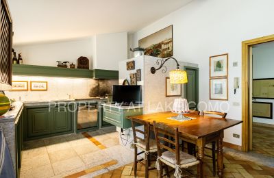 Historická vila na predaj Griante, Lombardsko, Kitchen