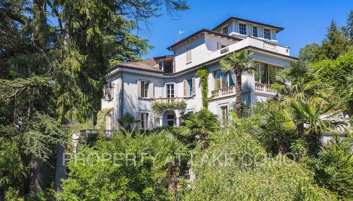 Historická vila na predaj Dizzasco, Lombardsko,  Taliansko