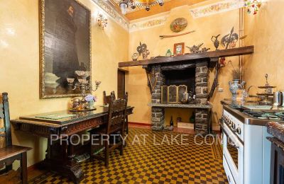 Historická vila na predaj Dizzasco, Lombardsko:  Kuchyňa