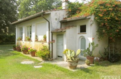 Historická vila na predaj Cascina, Toscana:  Vedľajší dom