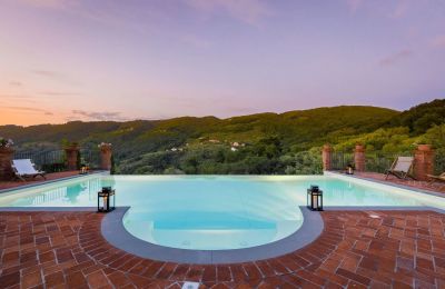 Historická vila na predaj Monsummano Terme, Toscana:  Bazén