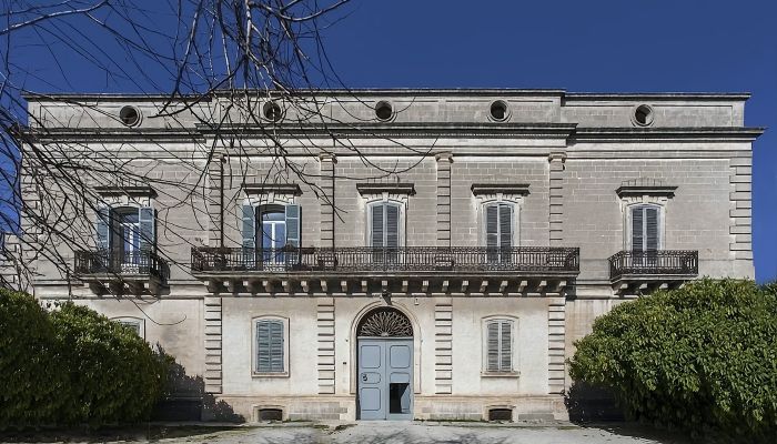 Mestský palác na predaj Manduria, Puglia,  Taliansko