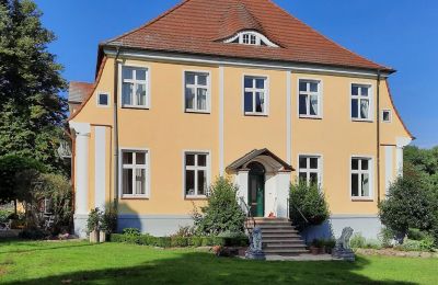 Kaštieľ na predaj 18513 Gransebieth, Landhotel Gut Zarrentin, Mecklenburg-Vorpommern, Pohľad zboku