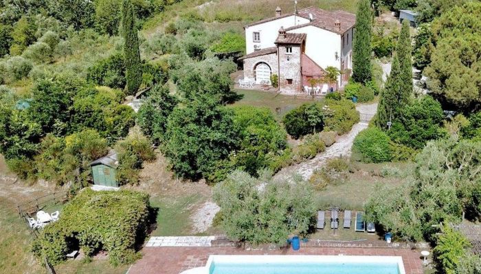 Vidiecky dom na predaj Palaia, Toscana,  Taliansko