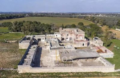 Kaštieľ Manduria, Puglia