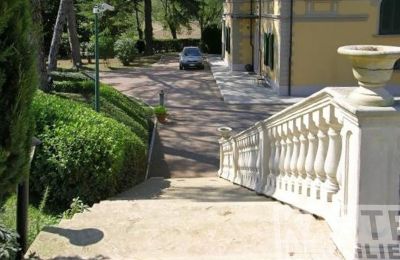 Historická vila na predaj Terricciola, Toscana, Terasa