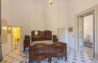 Historická vila na predaj Lecce, Puglia:  Spálňa