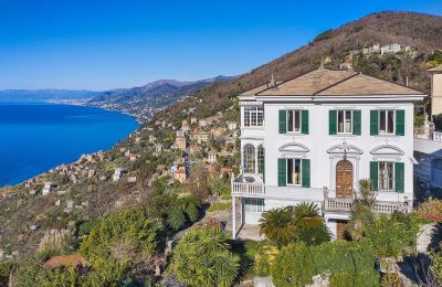 Nehnuteľnosti s charakterom, Exkluzívna historická vila v Ligúrii s fantastickým výhľadom na more