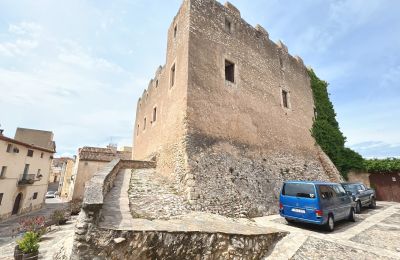 Hrad na predaj Creixell, Carrer Ignasi Iglesias 13, Catalunya:  