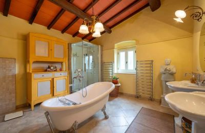 Vidiecky dom na predaj Vicchio, Toscana, Obrázok 33/39