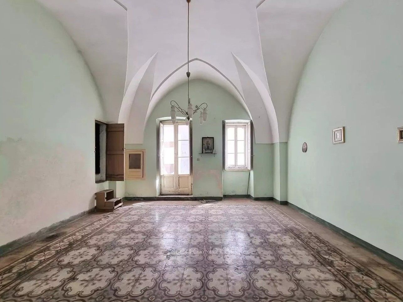 Fotky Starobylý mestský dom na predaj v Oria