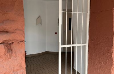 Veža na predaj Rheinland-Pfalz, Eingang Turminneres