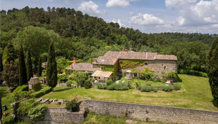 Vidiecky dom na predaj Bagno a Ripoli, Toscana,  Taliansko