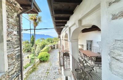 Kaštieľ na predaj 28824 Oggebbio, Località Rancone, Piemont, Portikus
