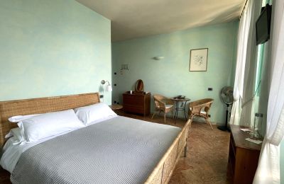 Historická vila na predaj Bee, Piemont, Spálňa