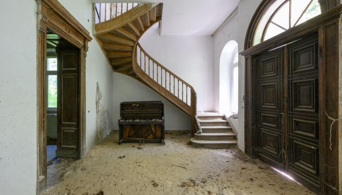 Kaštieľ na predaj Lubiatów, województwo łódzkie,  Poľsko