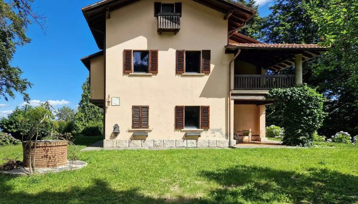 Historická vila na predaj Gignese, Piemont,  Taliansko